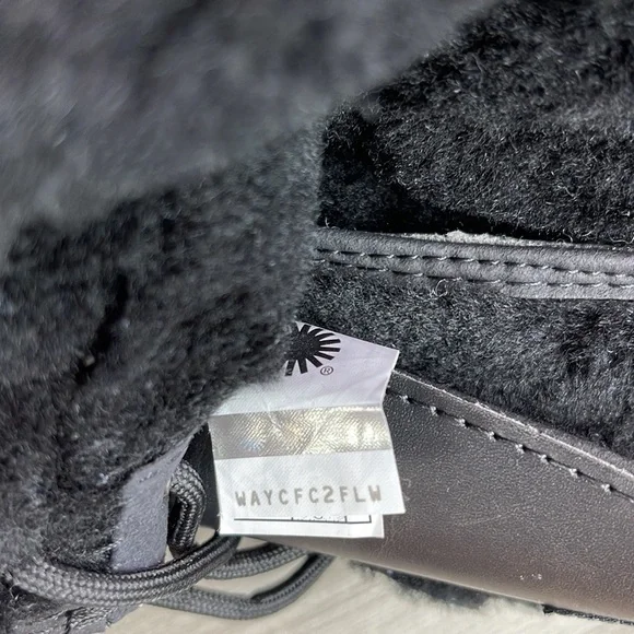 🍁UGG🍁 BUTTE II TOGGLE TALL BLACK CWR KIDS WINTER WATER PROOF TALL BOOTS - Picture 14 of 15